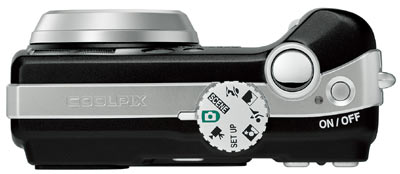 Nikon Coolpix 7900